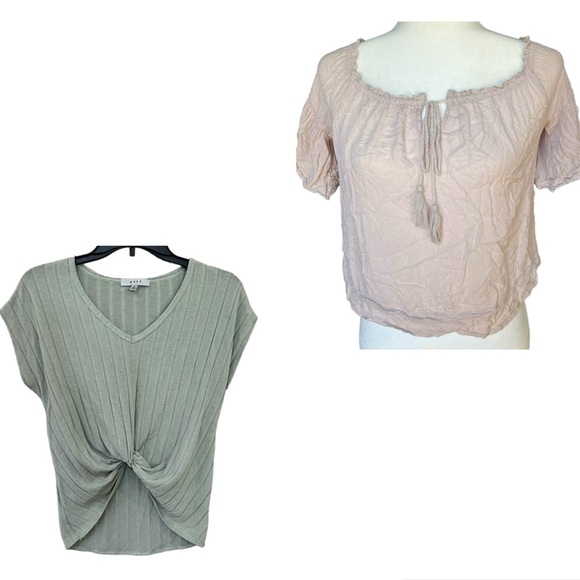 American Eagle Outfitters Tops - Women’s XS Top/Blouse Bundle x 2